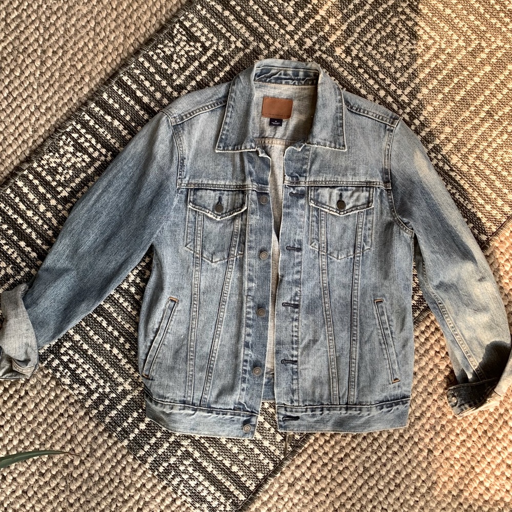 GAP denim jean jacket